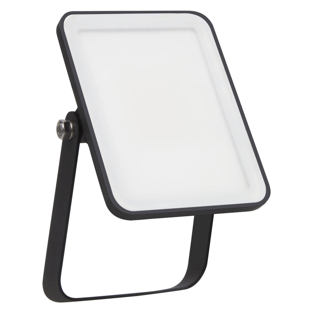 LED reflektor 150W IP65 4000K 110° – vonkajšie LED svietidlo LEDVANCE