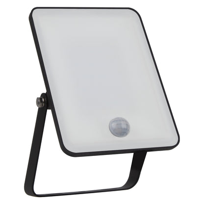 LED reflektor 10W IP65 4000K – vonkajšie LED svietidlo OSRAM