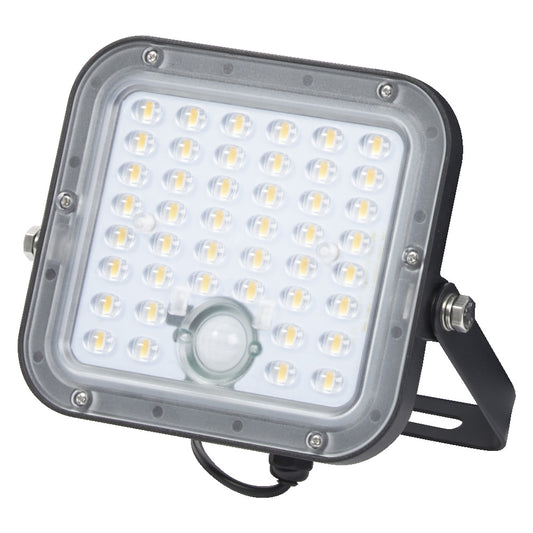 LED reflektor 30W IP65 4000K 120° – vonkajšie LED svietidlo OSRAM