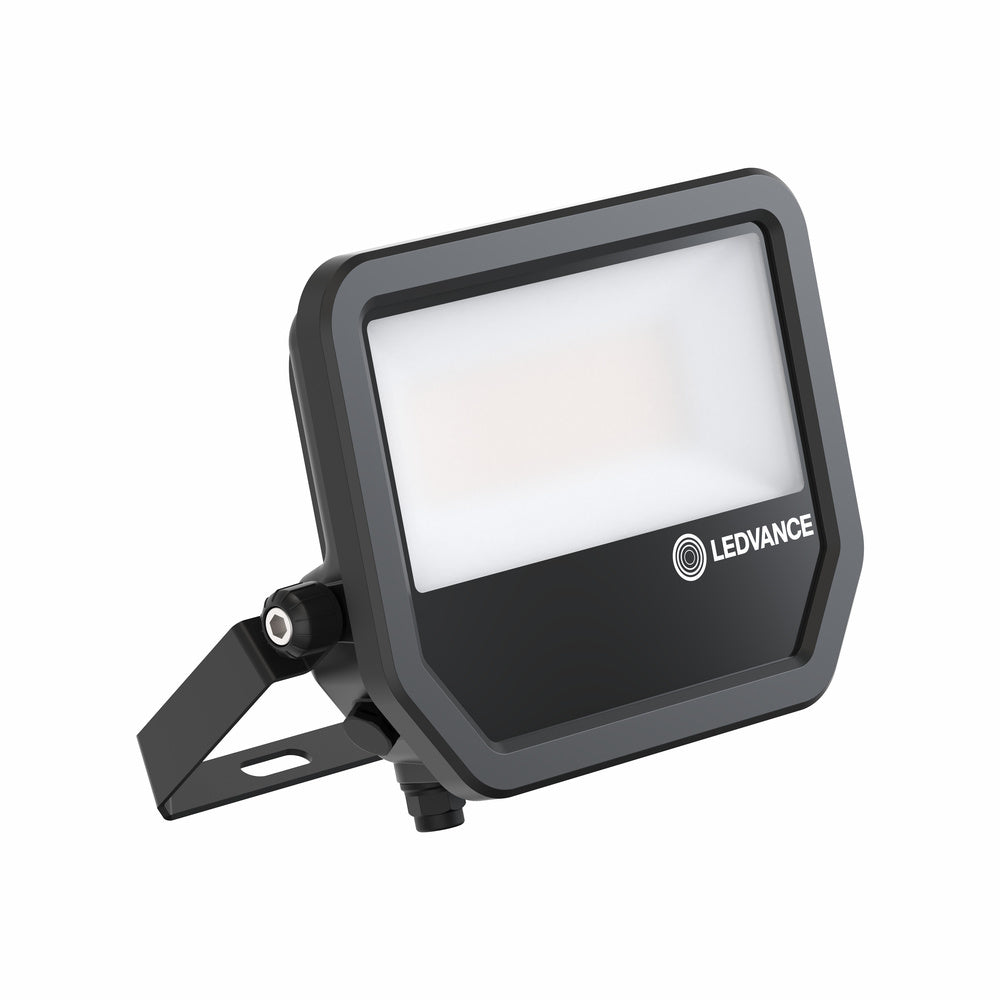 LED reflektor 41W IP66 3000K 100° – vonkajšie LED svietidlo LEDVANCE