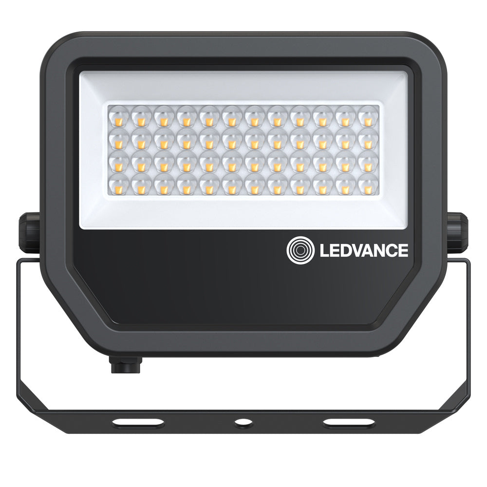 LED reflektor 100W IP66 4000K 48° – vonkajšie LED svietidlo LEDVANCE