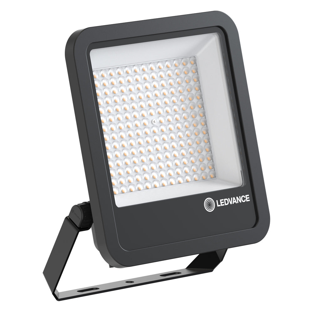 LED reflektor 50W IP66 4000K 48° – vonkajšie LED svietidlo LEDVANCE