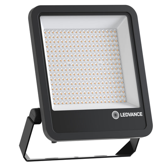 LED reflektor 67W IP66 4000K 48° – vonkajšie LED svietidlo LEDVANCE