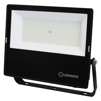 LED reflektor 100W IP65 6500K 110° – vonkajšie LED svietidlo LEDVANCE
