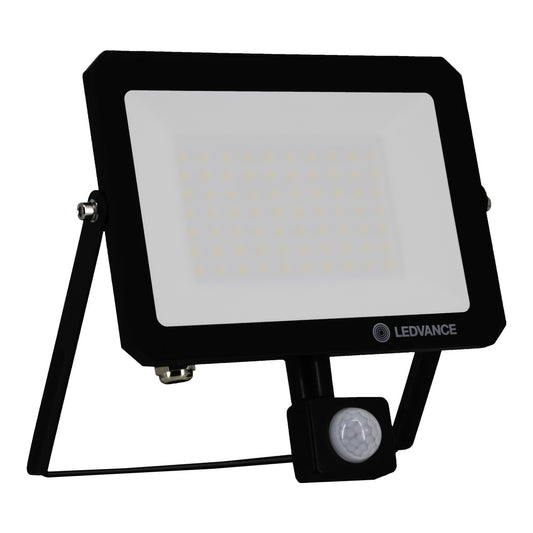 LED reflektor 30W IP65 6500K 105° – vonkajšie LED svietidlo LEDVANCE