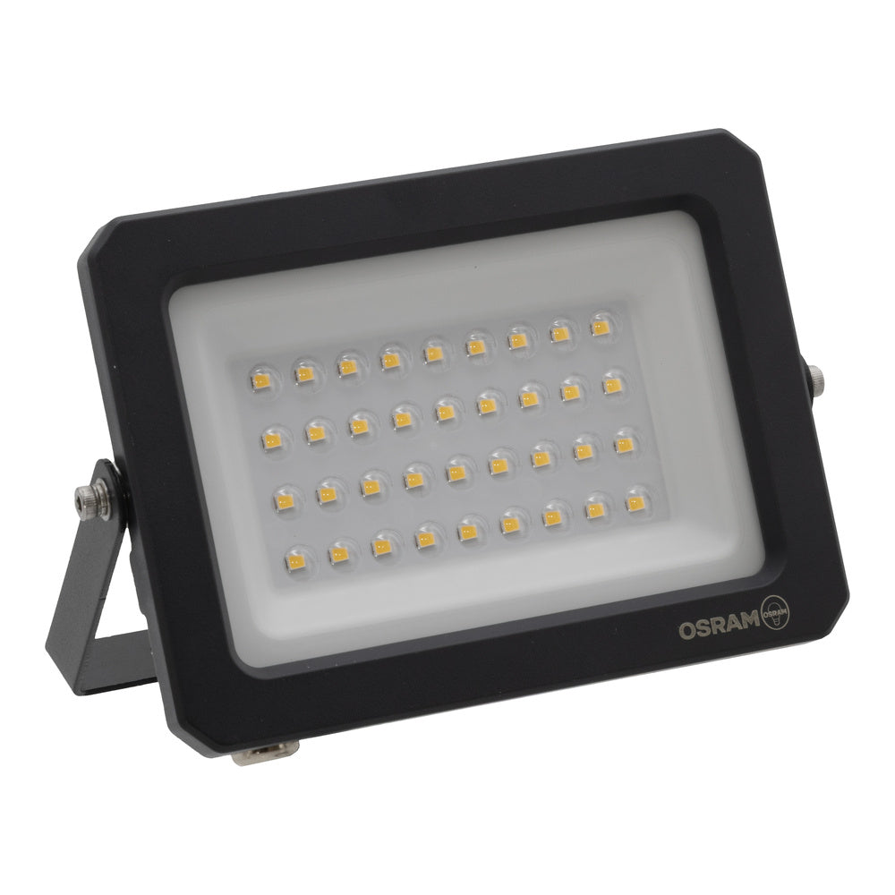 LED reflektor 30W IP65 4000K 110° – vonkajšie LED svietidlo OSRAM
