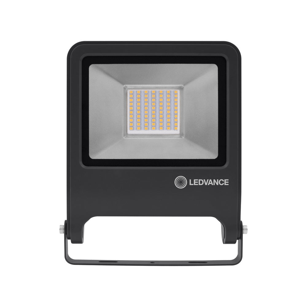 LED reflektor 10W IP65 4000K 110° – vonkajšie LED svietidlo LEDVANCE