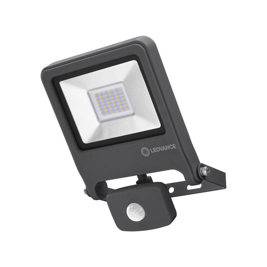 LED reflektor 50W IP44 4000K 110° – vonkajšie LED svietidlo LEDVANCE