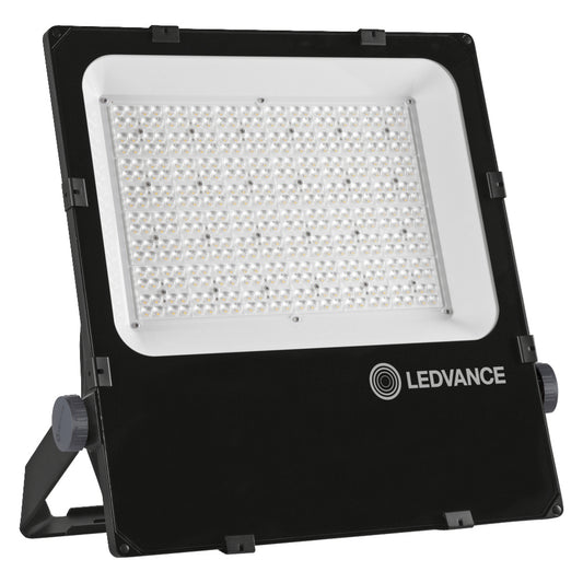 LED reflektor 69W IP66 4000K 100° – vonkajšie LED svietidlo LEDVANCE