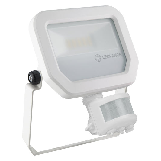 LED reflektor 17W IP65 3000K 100° – vonkajšie LED svietidlo LEDVANCE